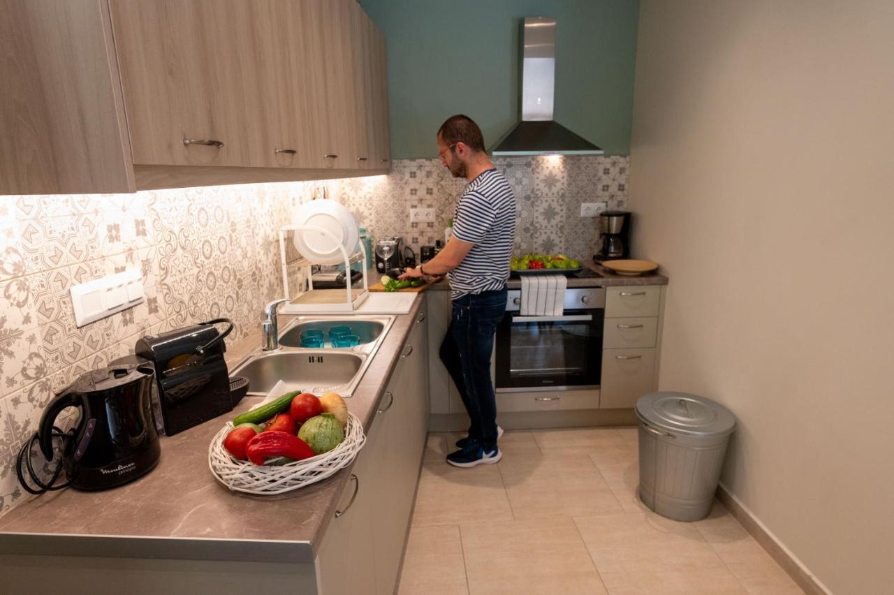 Linas Home - Kalamata Mediterranean Villas Extérieur photo