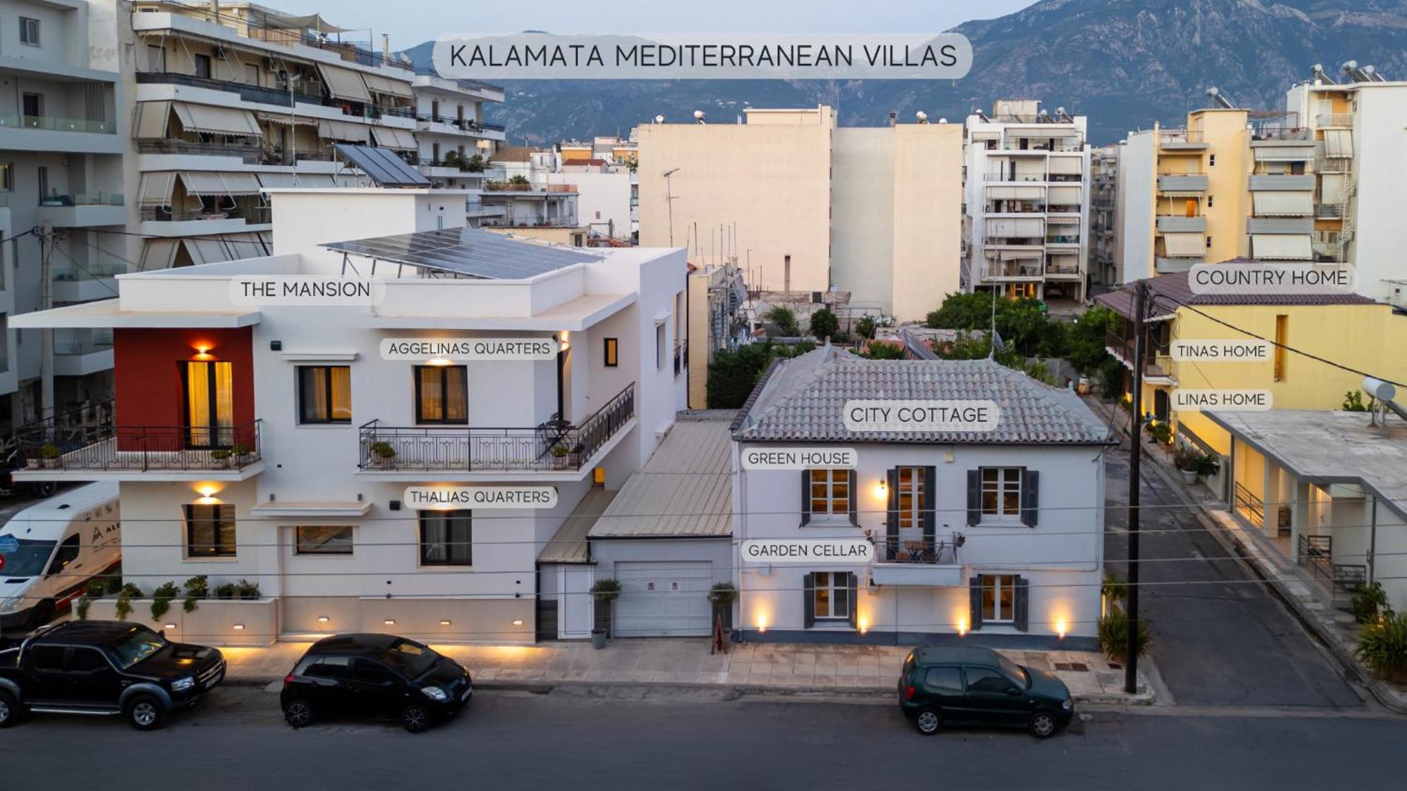 Linas Home - Kalamata Mediterranean Villas Extérieur photo